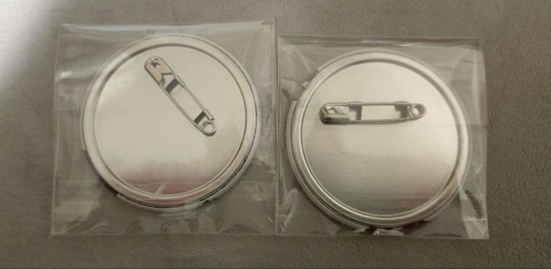 文豪ストレイドッグス　文スト　太宰治　わん　缶バッジ　学スト　中也　太宰