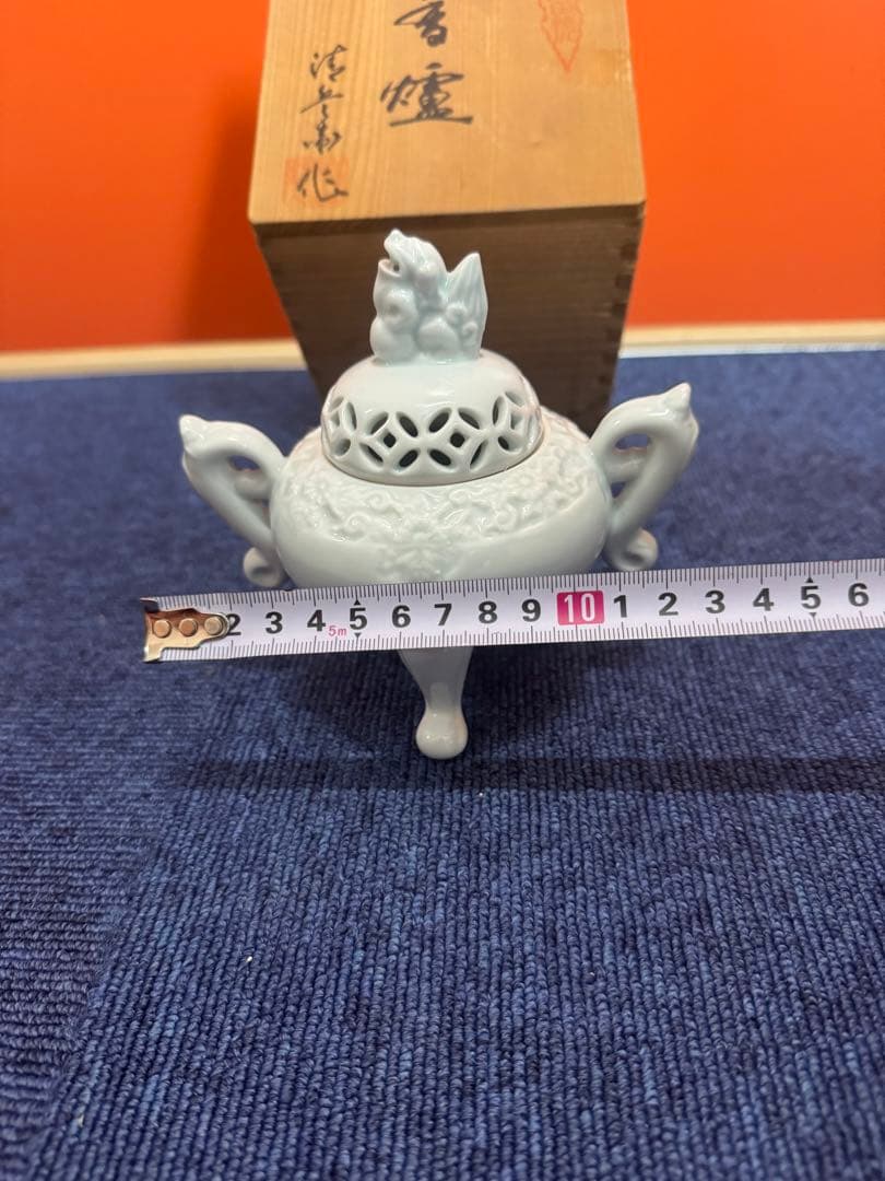 2005 有田焼 清兵衛 三足 獅子 白磁香炉 未使用 - メルカリ