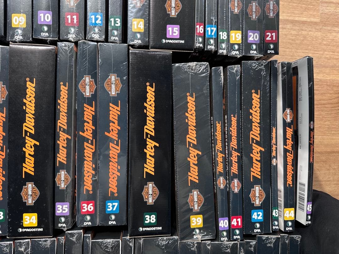 デアゴスティーニ ハーレーダビッドソン ファットボーイ 1/4 全未開封セット