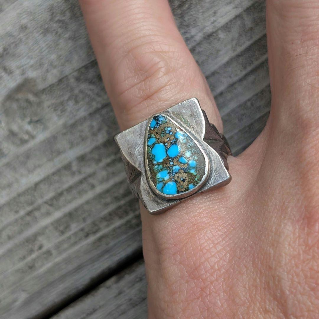 ヴィンテージのターコイズリング　 インディアンジュエリー
