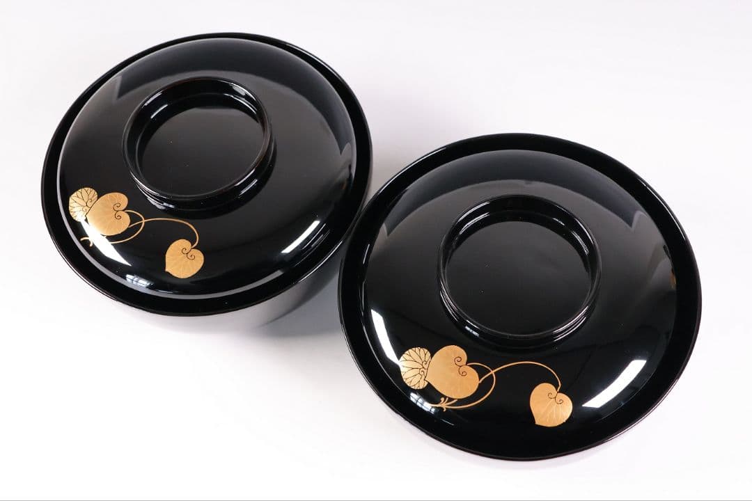 MB188】天然木漆塗 紫陽花と葵 金蒔絵 螺鈿入 黒塗 煮物椀 二客 昭和期