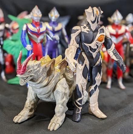 ウルトラマンティガ＆登場怪獣・宇宙人（バンダイ）ソフビフィギュア16体セット