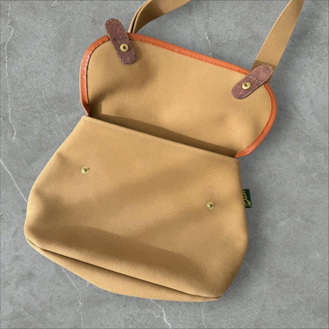 新品 Brady ショルダーバッグ AVON 小芝風花 ブレディー