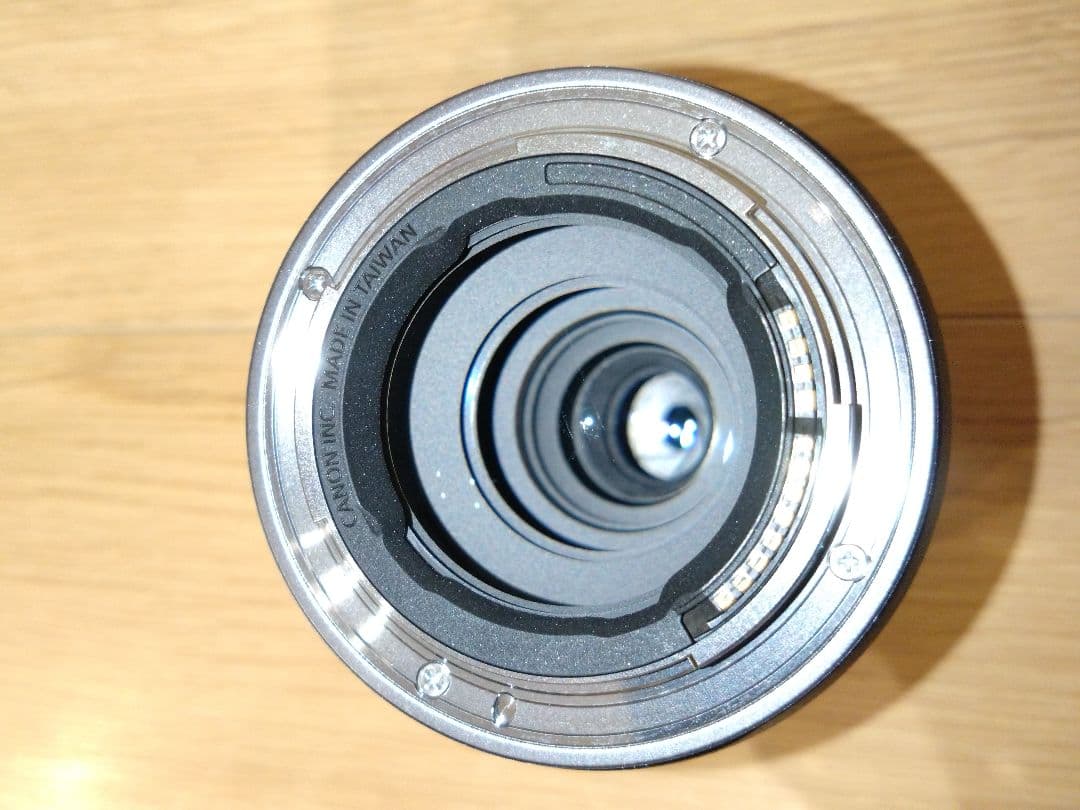 キャノン　Canon　RF15-30mm F4.5-6.3 IS STM