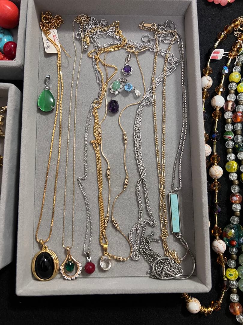 み*ん様 アクセサリー　まとめ売り　1.8kg 大量　在庫処分　断捨離　整理品