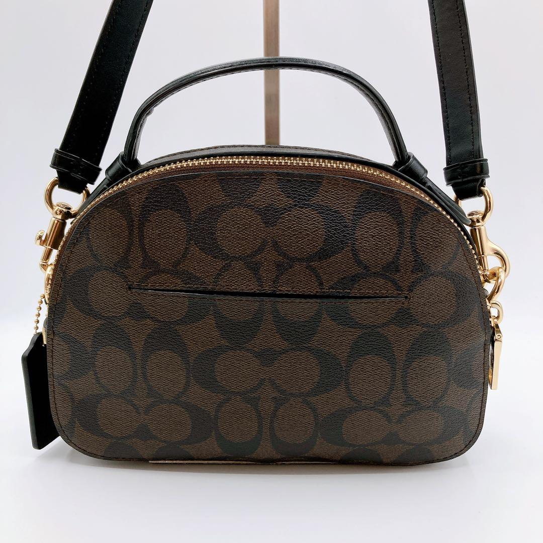 COACH ショルダーバッグ　シグネチャー　肩がけ　斜めがけ　2way