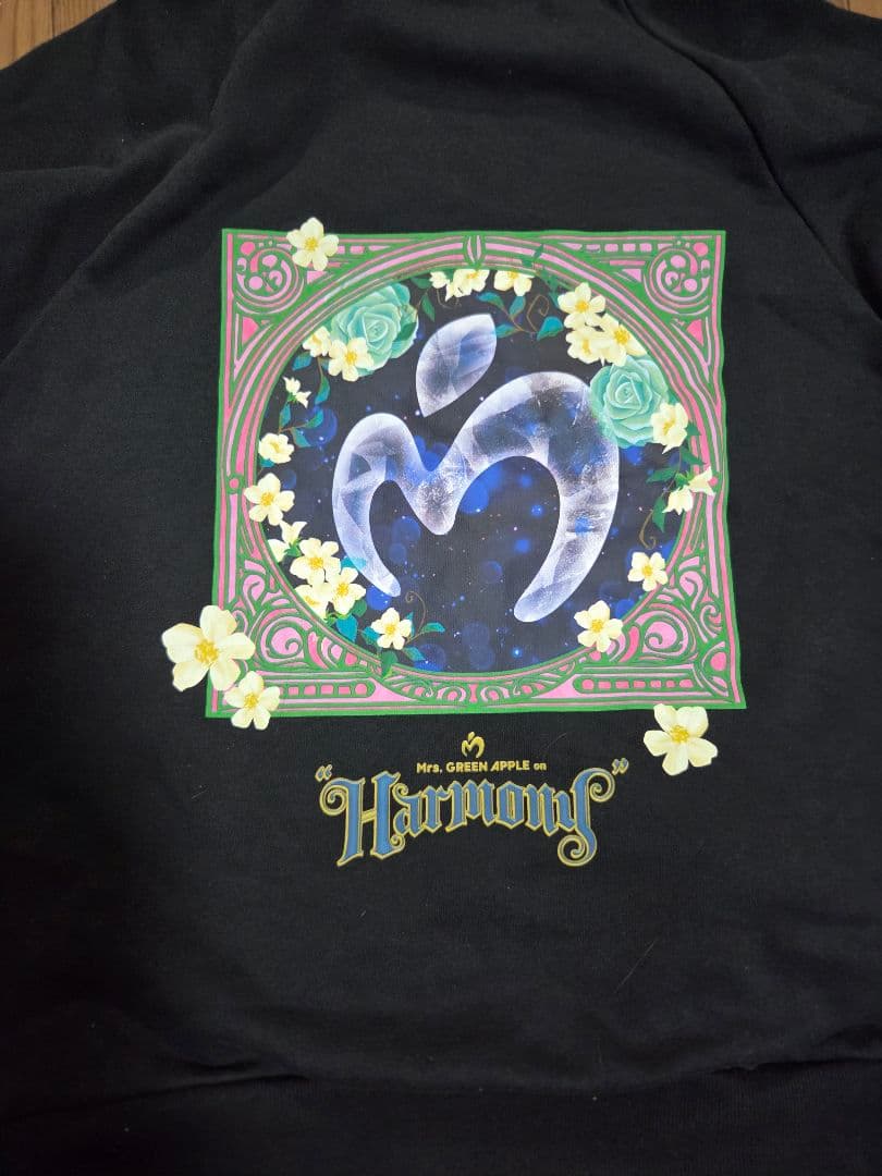 美品】Mrs.GREEN APPLE Harmony パーカー XL サイズ - メルカリ