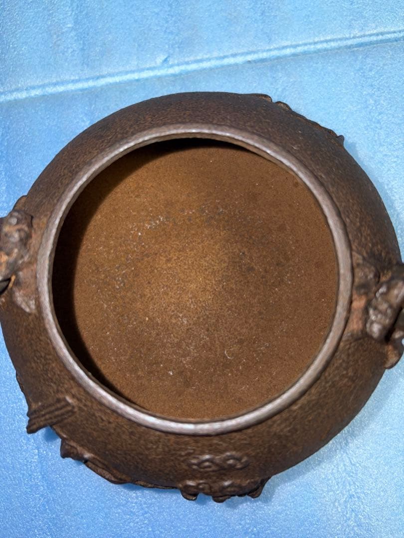 ◇『亀文堂 日本梅泉 花透かし摘銅蓋 象嵌時代鉄瓶』