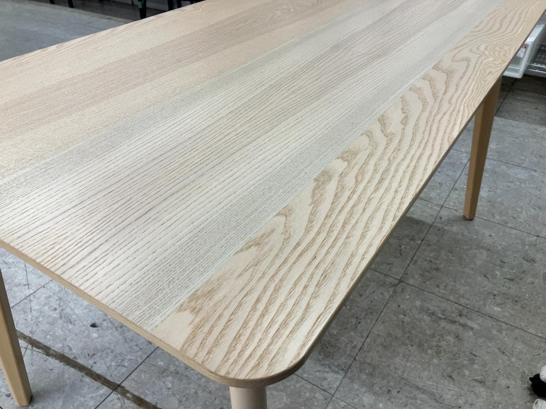 IKEA ダイニングテーブル LISABO ベージュ