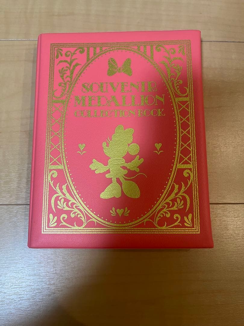 ディズニー スーベニアメダル まとめ売り約600枚