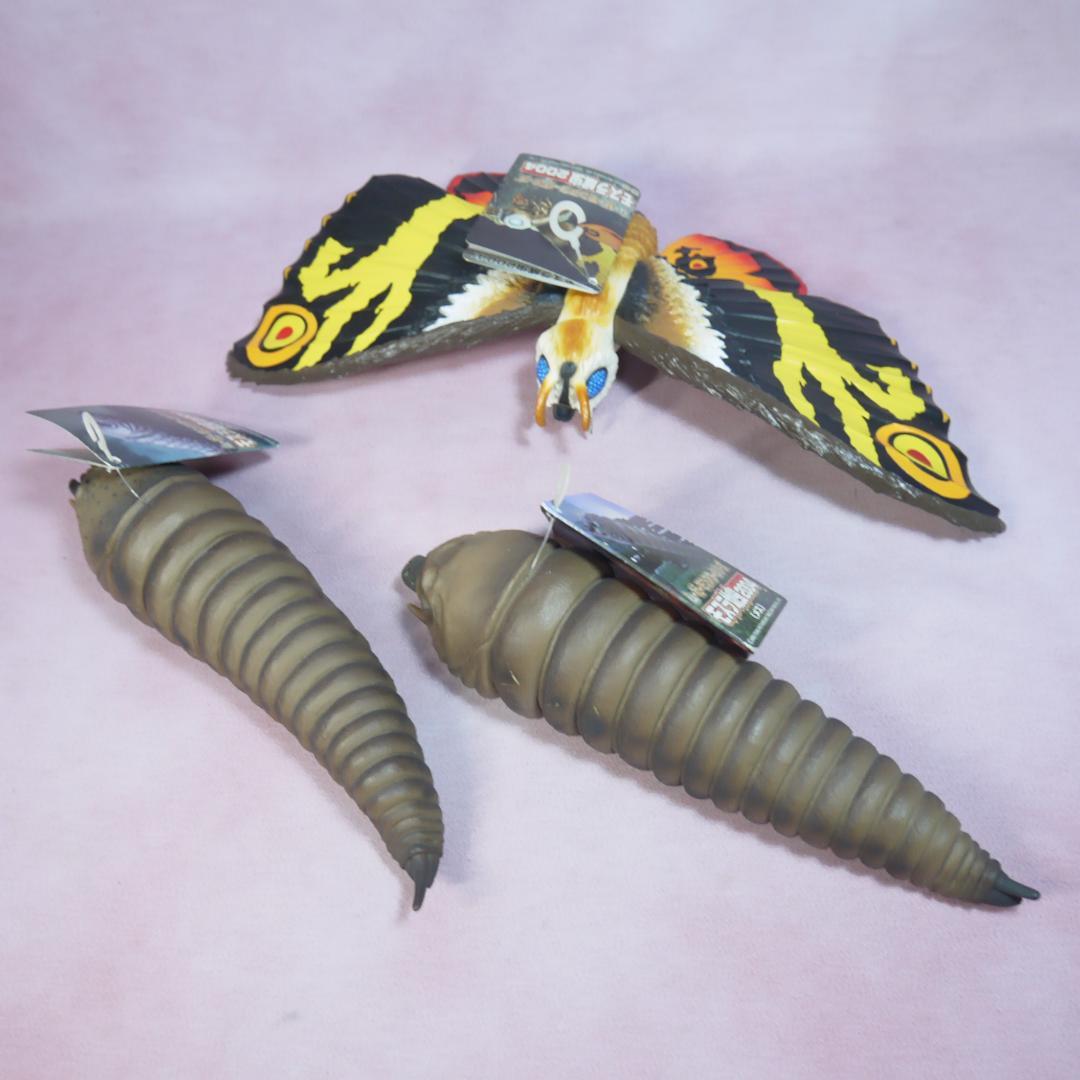 ムービーモンスターシリーズ　モスラ2004　成虫＋幼虫オス＋幼虫メス　タグ付き