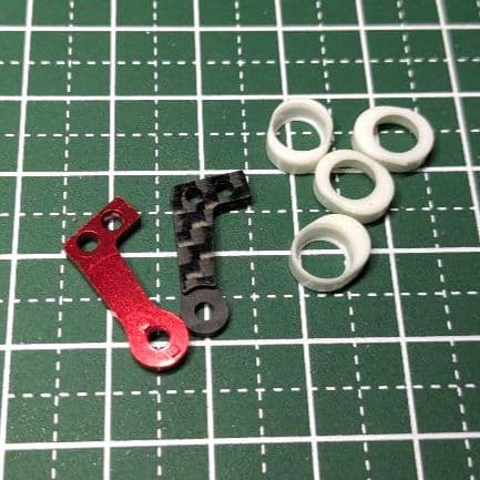 R246 LMアルミモーターマウント レッド ミニッツ MR03/04