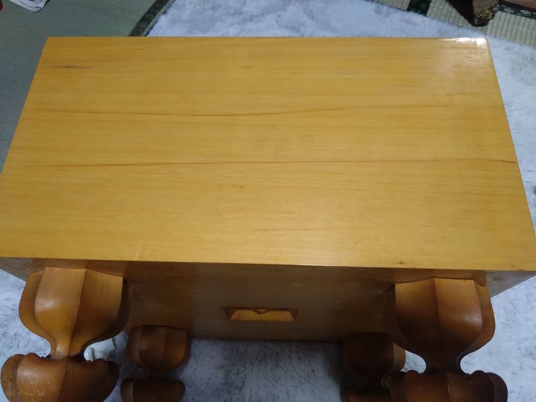 d*3様 国産本榧　碁盤　8寸　足つき　ヘソあり