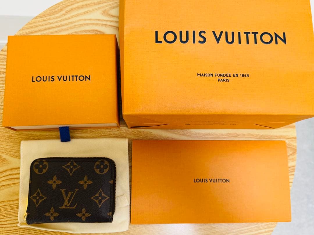 ☆ルイヴィトン ジッピーパース モノグラム 小銭入れ IC有り☆