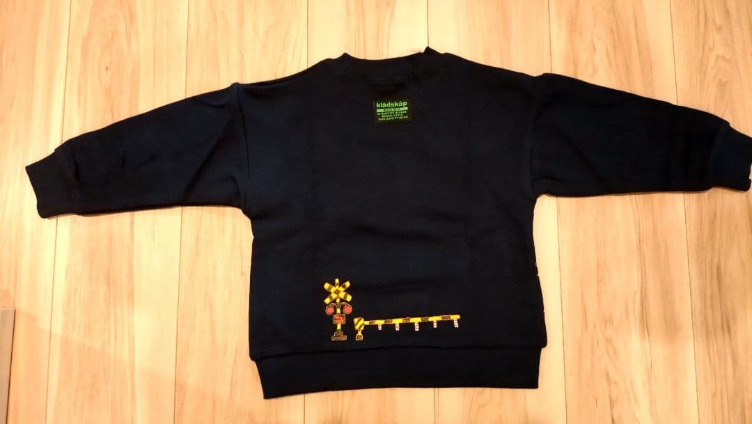 12s15【新品】クレードスコープ☆kladskap☆トレーナー2点