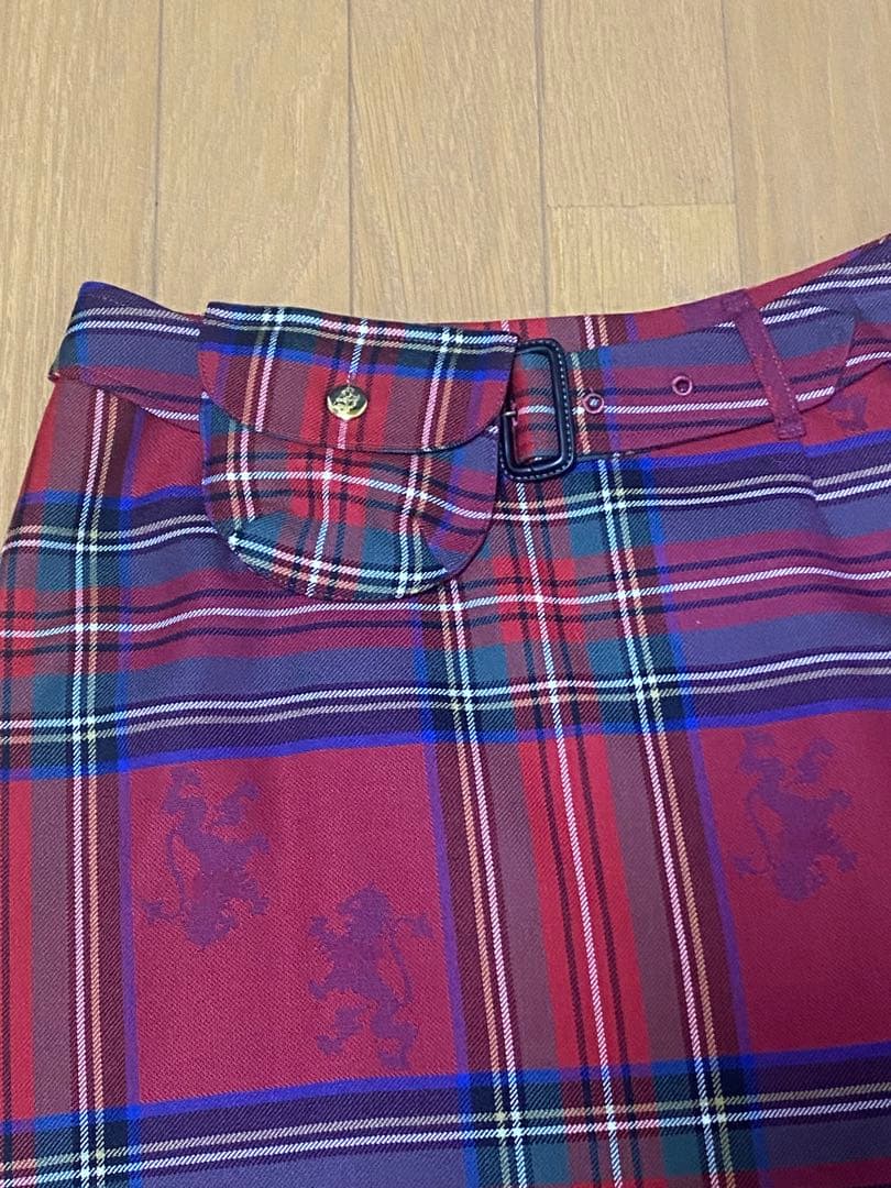 【貴重！】ウエストポケット付き　YOAKLAND膝丈ライオンジャガードスカート