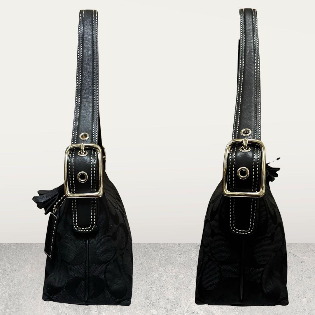 極美品 COACH コーチ ポーチ ハンドバッグ シグネチャー 8K01 黒