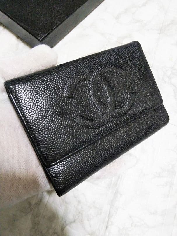 【美品】シャネル キャビア デカココマーク 三つ折り財布