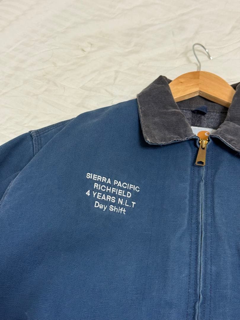 Carhartt デトロイトジャケットネービーJ01