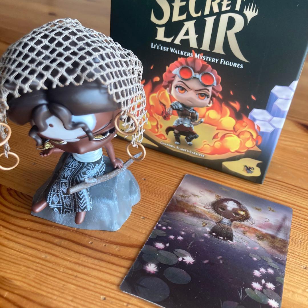 アミナトゥ Li´l´est Walkers Mistery Figures