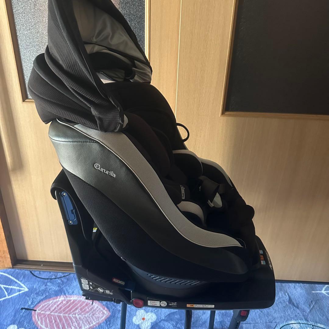 【美品】アップリカ　クルリラ　ISOFIX　回転式　ブラック