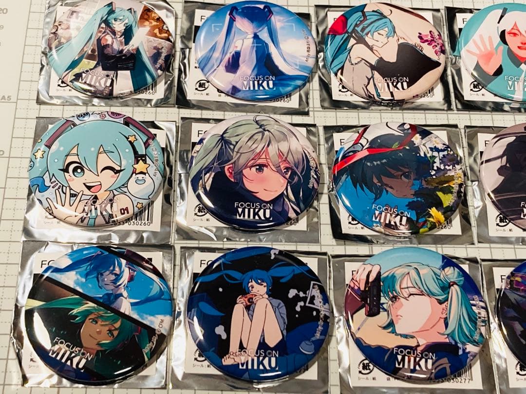 初音ミク FOCUS ON MIKU 缶バッジ コンプリートセット 全18種