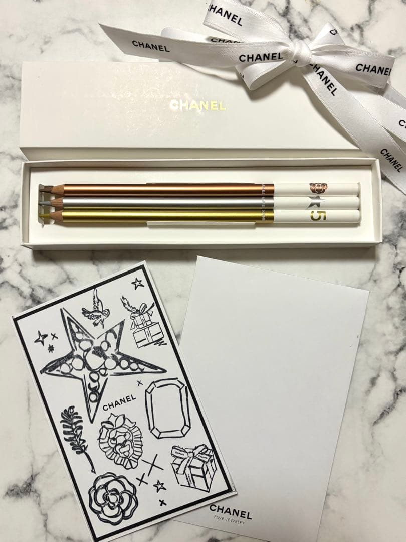 CHANEL DREAM CHASER 色鉛筆 3本 ノベルティ シャネル - メルカリ