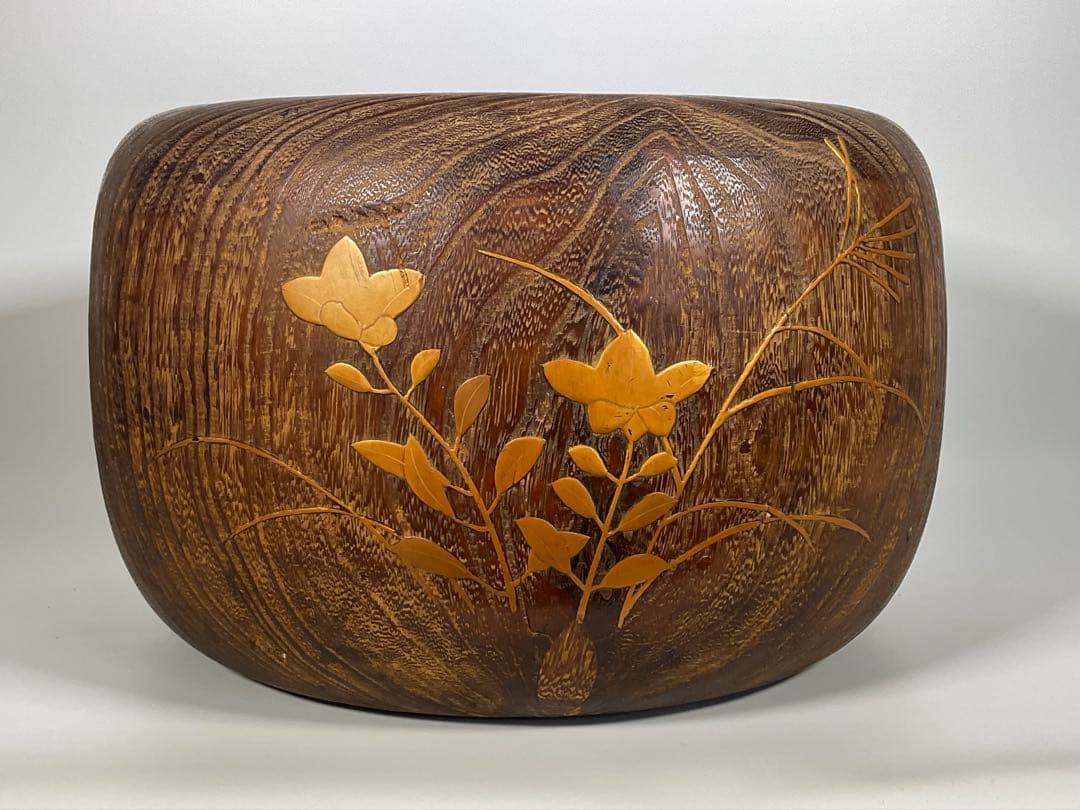 蒔絵 桐火鉢 手炙り 花虫図 金蒔絵 螺鈿細工 内側銅器