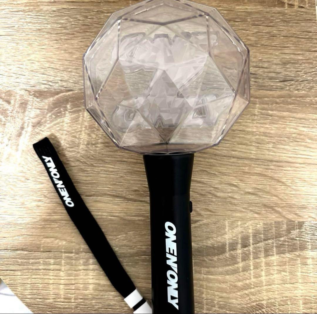 ONE N' ONLY ペンライト #005 ONE N ONLY ペンライト 005 【おまけ有