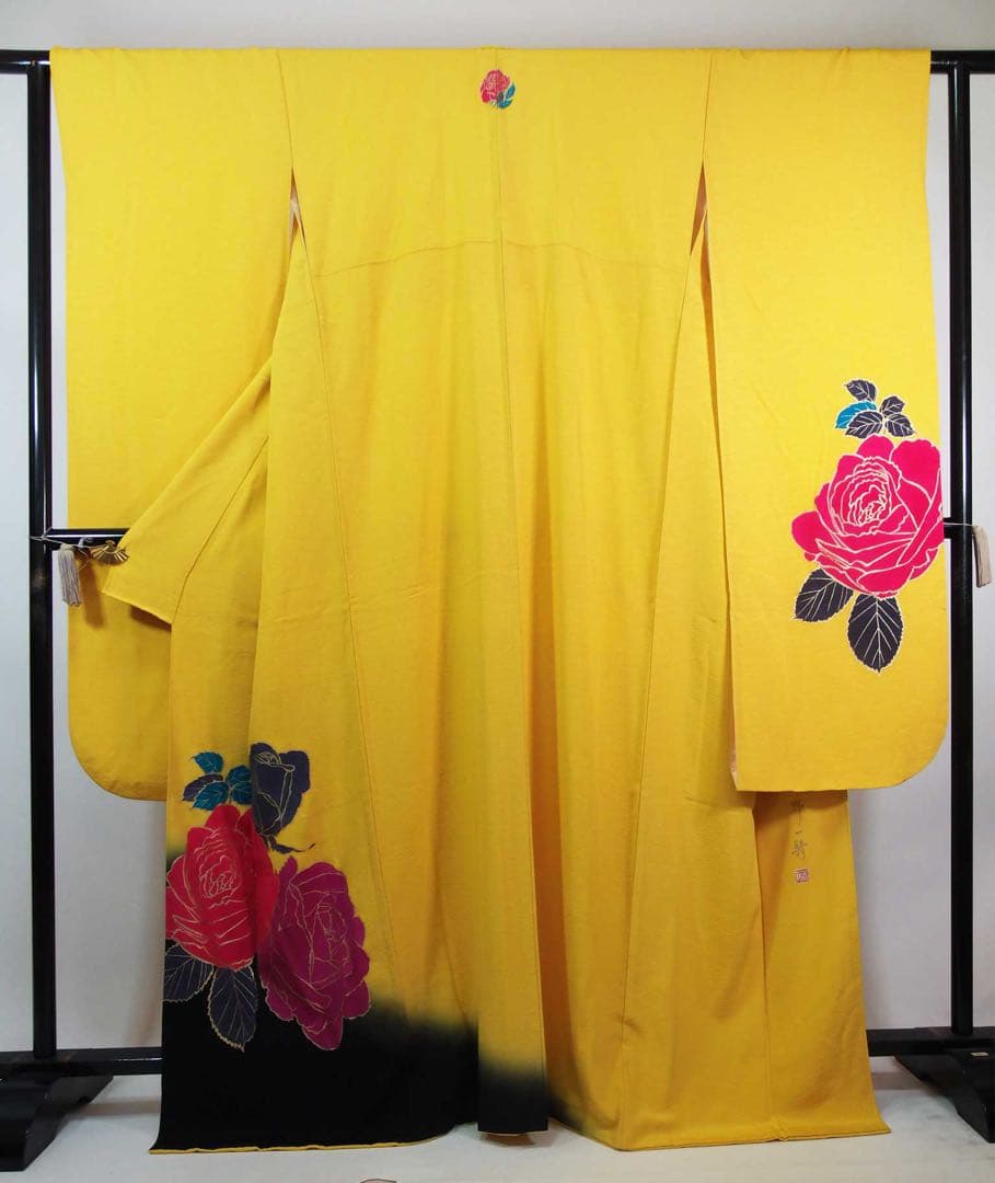 作家物・草野一騎 薔薇咲き誇る振袖×大胆アート構図／イエロー地×華麗