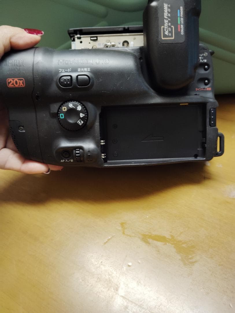 Canon Hi8ビデオカメラ 20倍ズーム