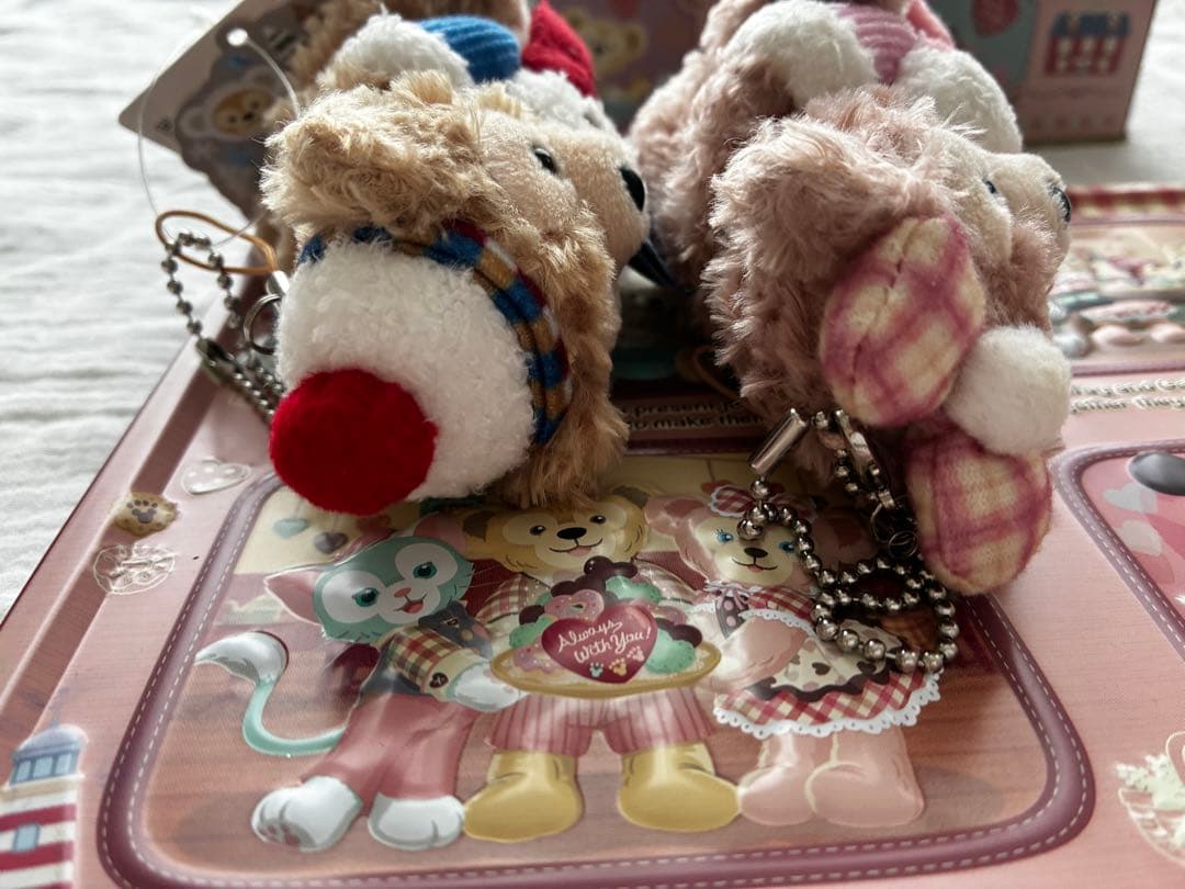 【値下】ダッフィー&シェリーメイ ジョリーウィンターホリデーぬいぐるみストラップ