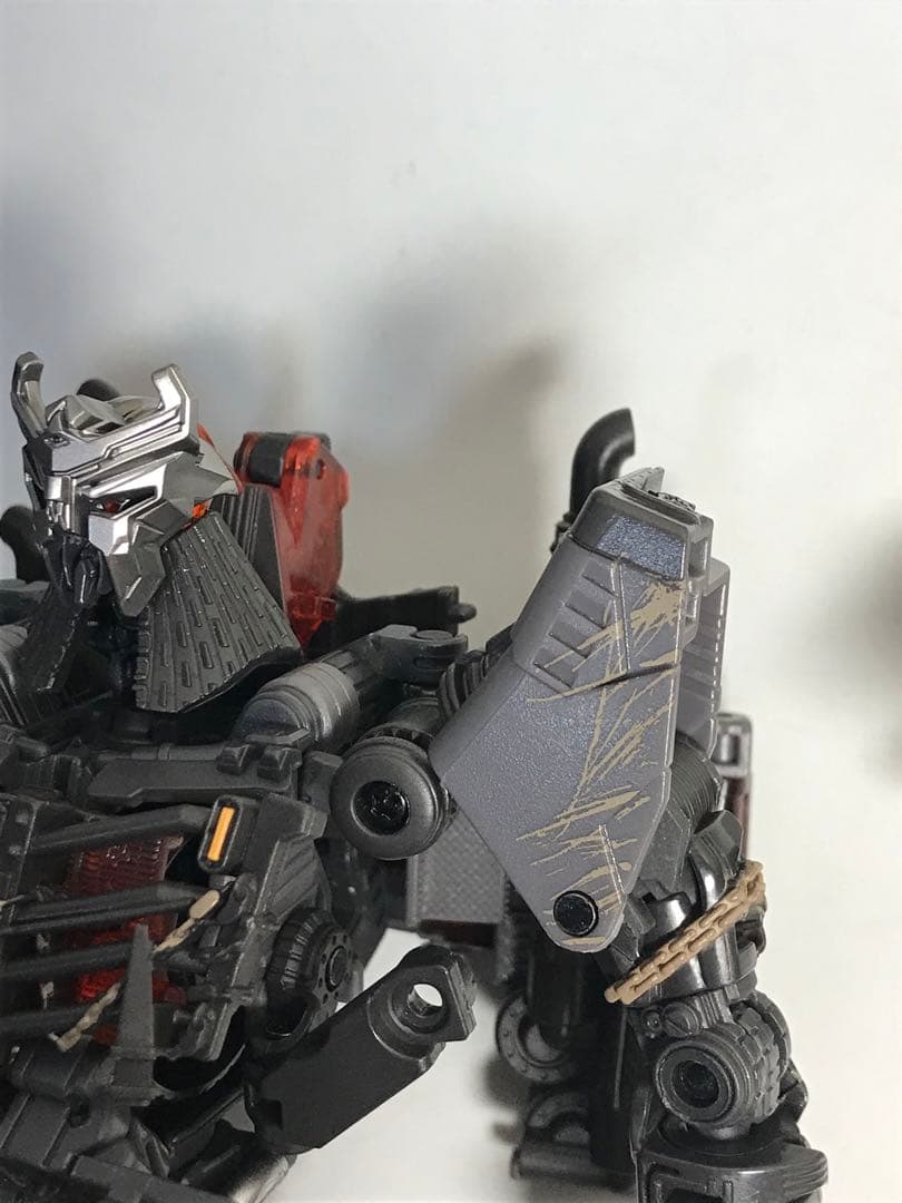 トランスフォーマー　スカージ　SS-109 ビースト覚醒 スタジオシリーズ