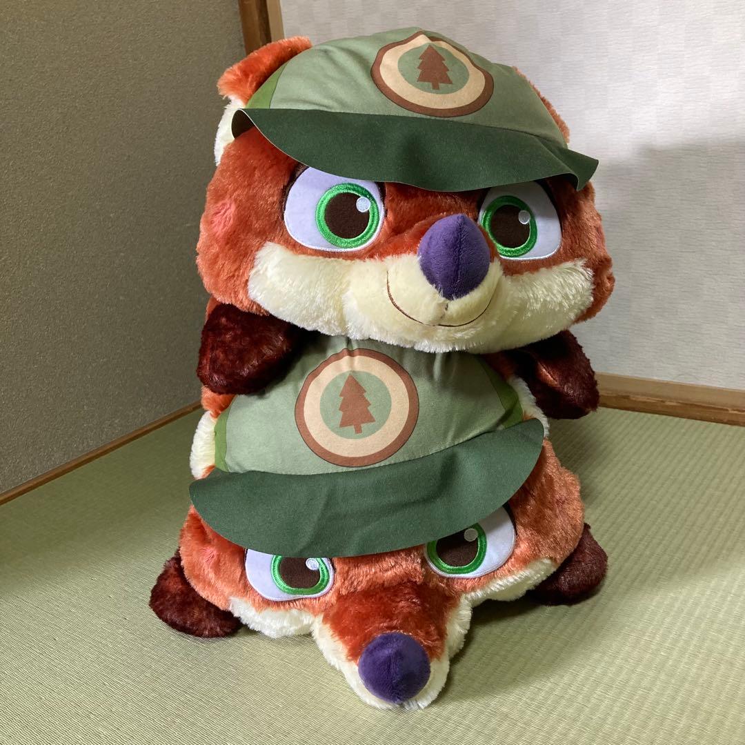 ズートピア 赤いほっぺ 寝そべりスーパーラージキッズぬいぐるみ