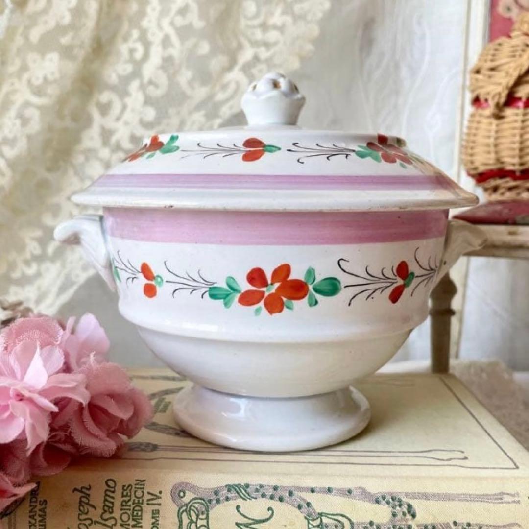 クレイユモントロー 花柄ブイヨンボウル スーピエール　フランスアンティーク フランスクレイユモントロー製スーピエールはかわいいアンティーク