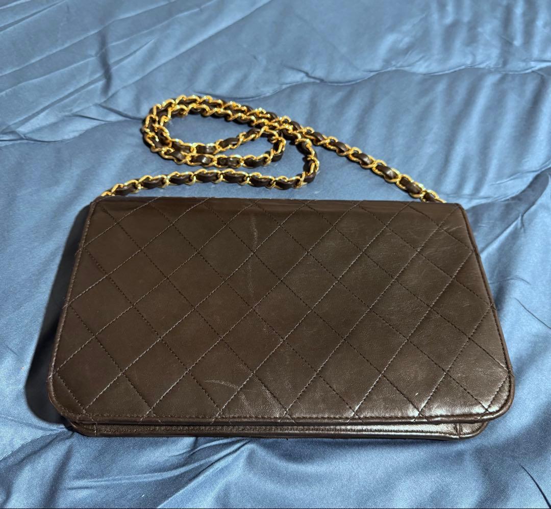 CHANEL マトラッセ ラムスキン ショルダーバッグ