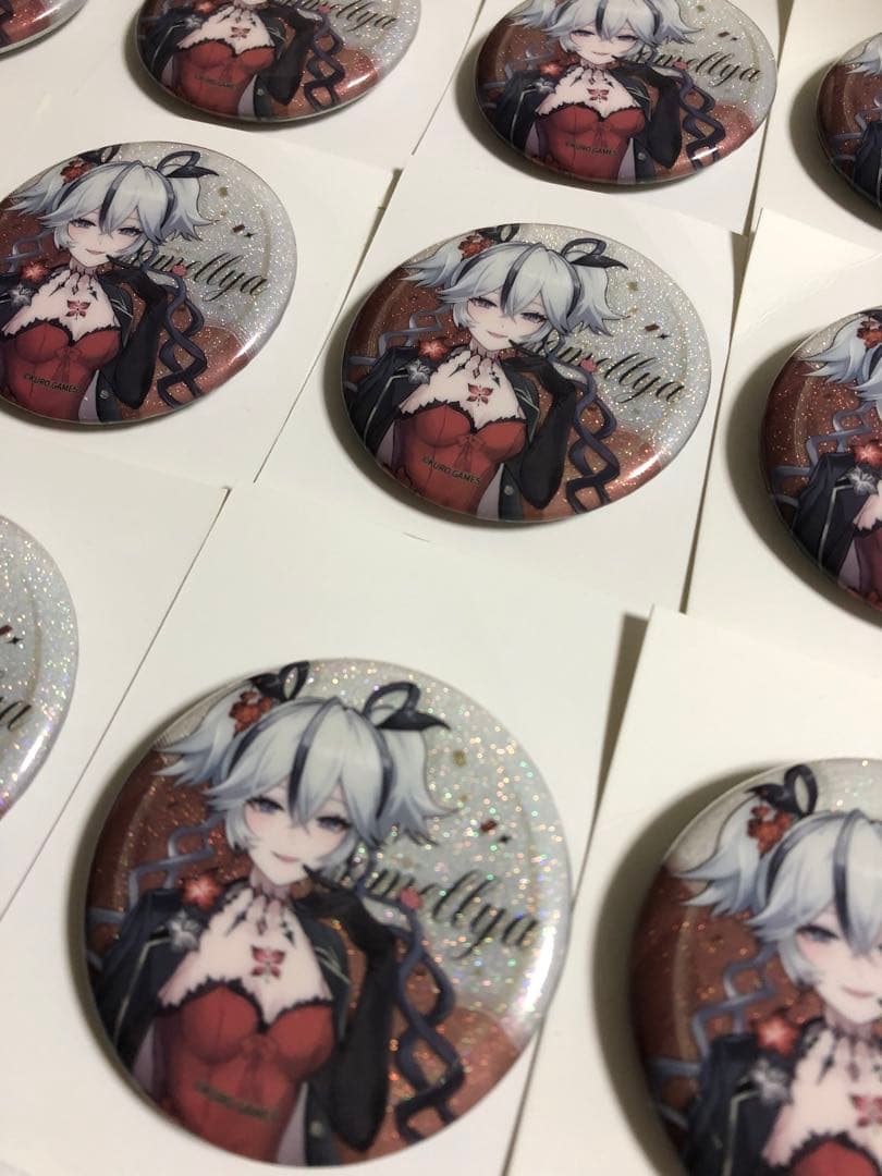 鳴潮　C105 コミケ　缶バッジ　トレーディング　グリッター　ツバキ　16点