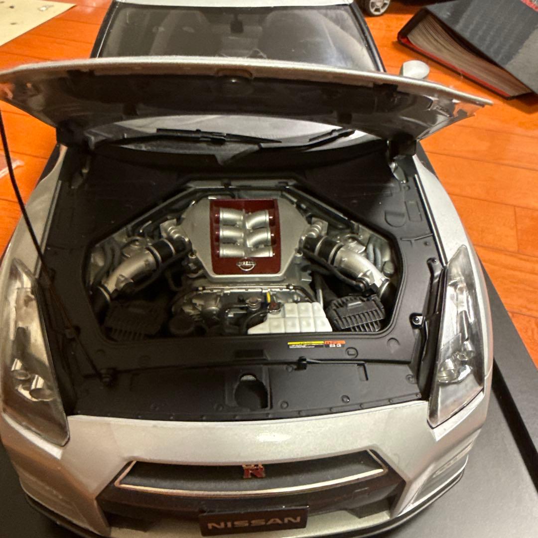 イーグルモス 1/8 週刊 日産 R35 GT-R 完成品