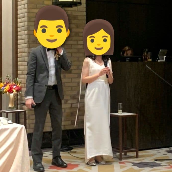 Kaene　サテンリボンドレス　ホワイトウェディングドレス　Vネック　白ドレス