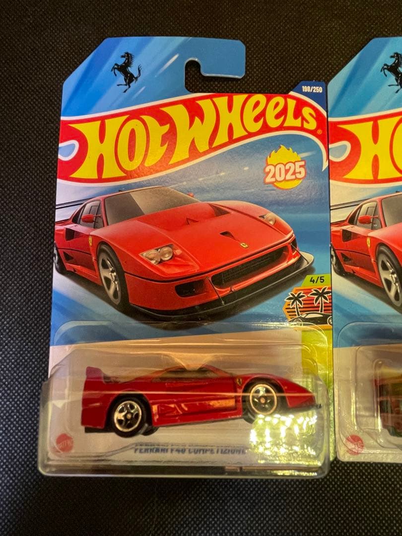 ホットウィール FERRARI F40 COMPETIZIONE ×２