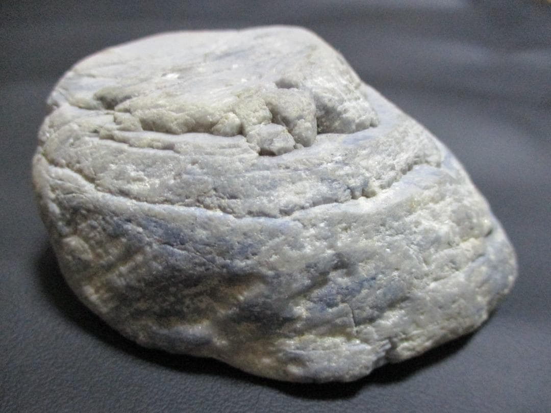 博物館クラス】糸魚川産 コランダム 480g サファイア 宝石 国産鉱物