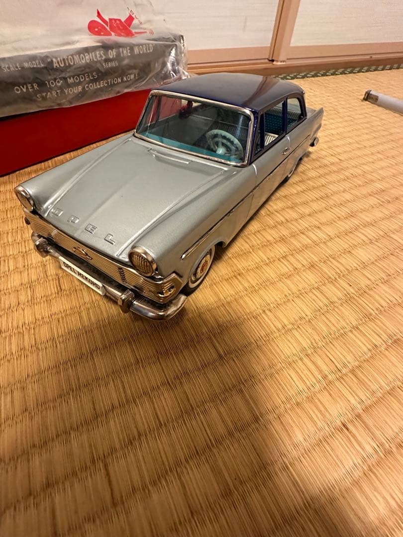 ブリキ玩具 旧バンダイ オペル OPEL REKORD SEDAN