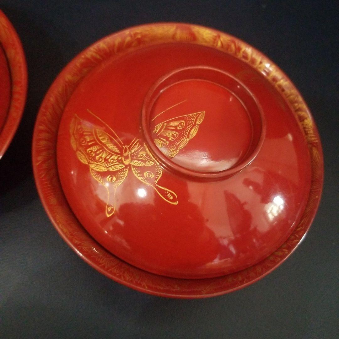 イチゴ　漆塗 内総沈金 菊花紋吸物椀2客、朱漆塗 牡丹沈金 吸物椀 2客