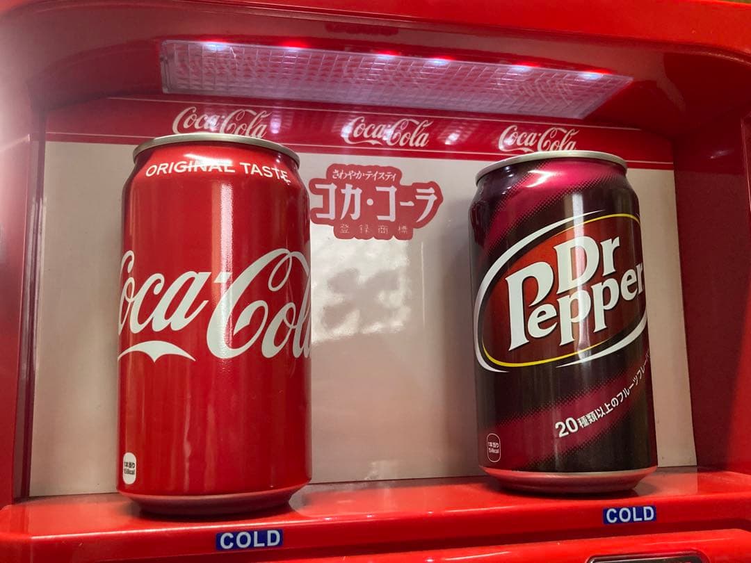 送料込み価格　激レア　希少　早い物勝ち‼︎ Coca-Cola 自動販売機型保冷庫