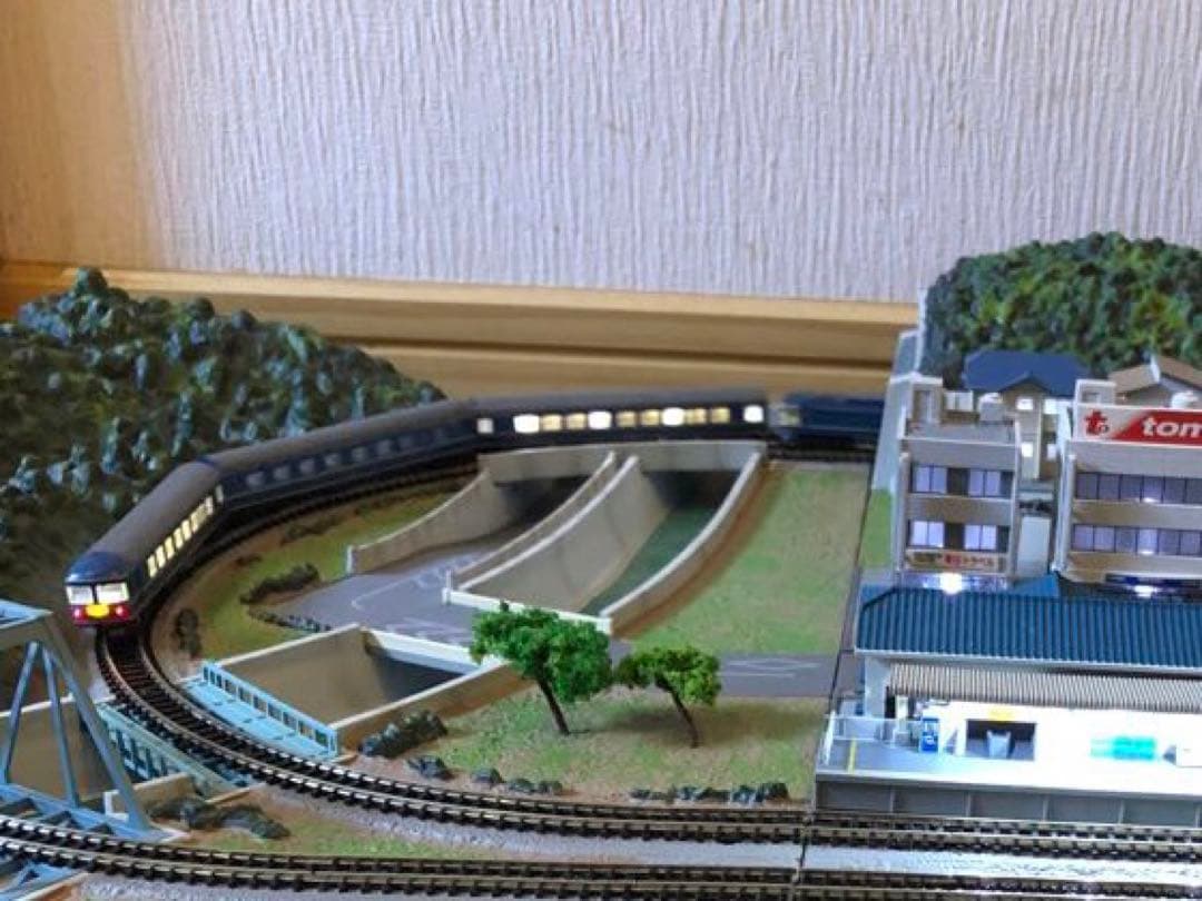 東京マルイPROZ完成ジオラマコース基本セットZゲージ精密鉄道模型