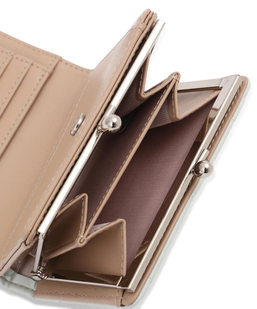 新品未使用 ジルバイジルスチュアート RIBBONキルトウォレット