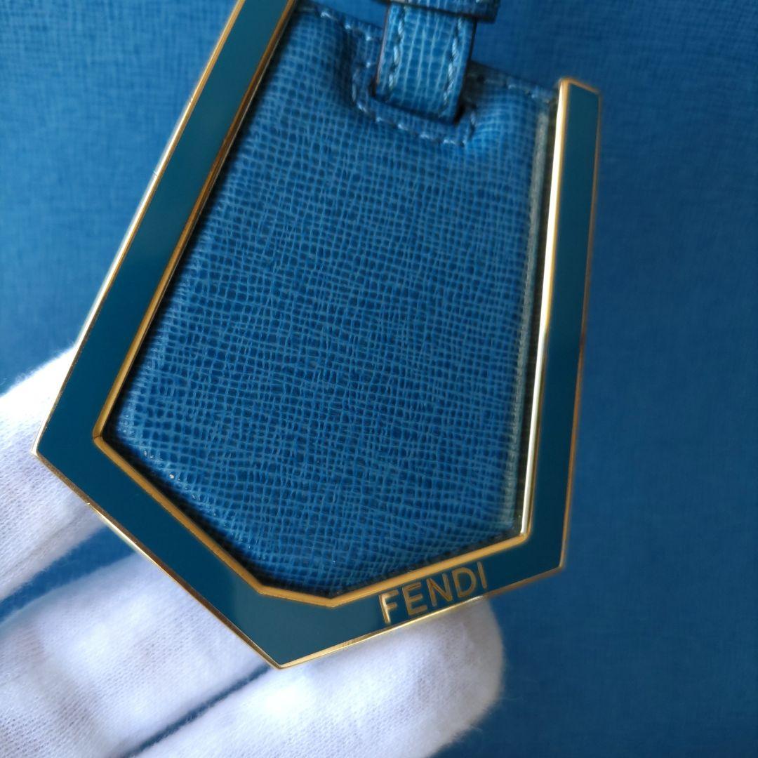 FENDI　フェンディ　トゥジュール　ショルダーバック