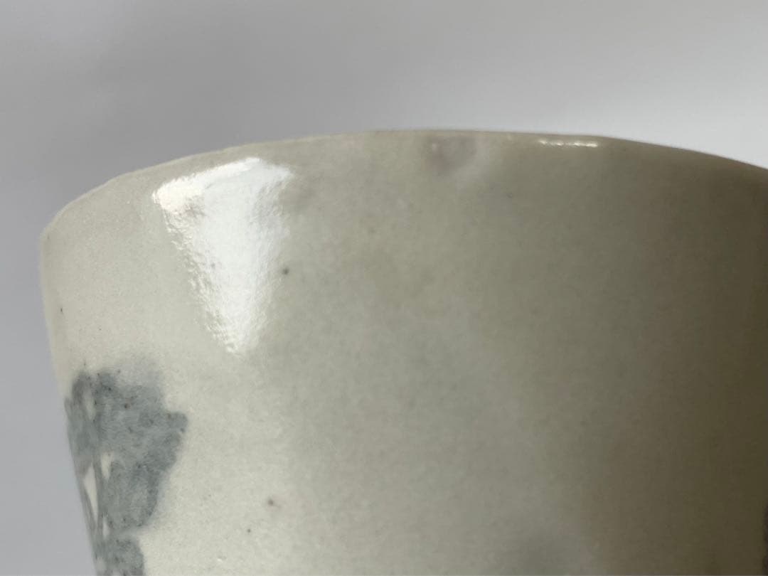 骨董 アンティーク 古伊万里 初期 蕎麦猪口 こんにゃく印判 菊文様 酒器