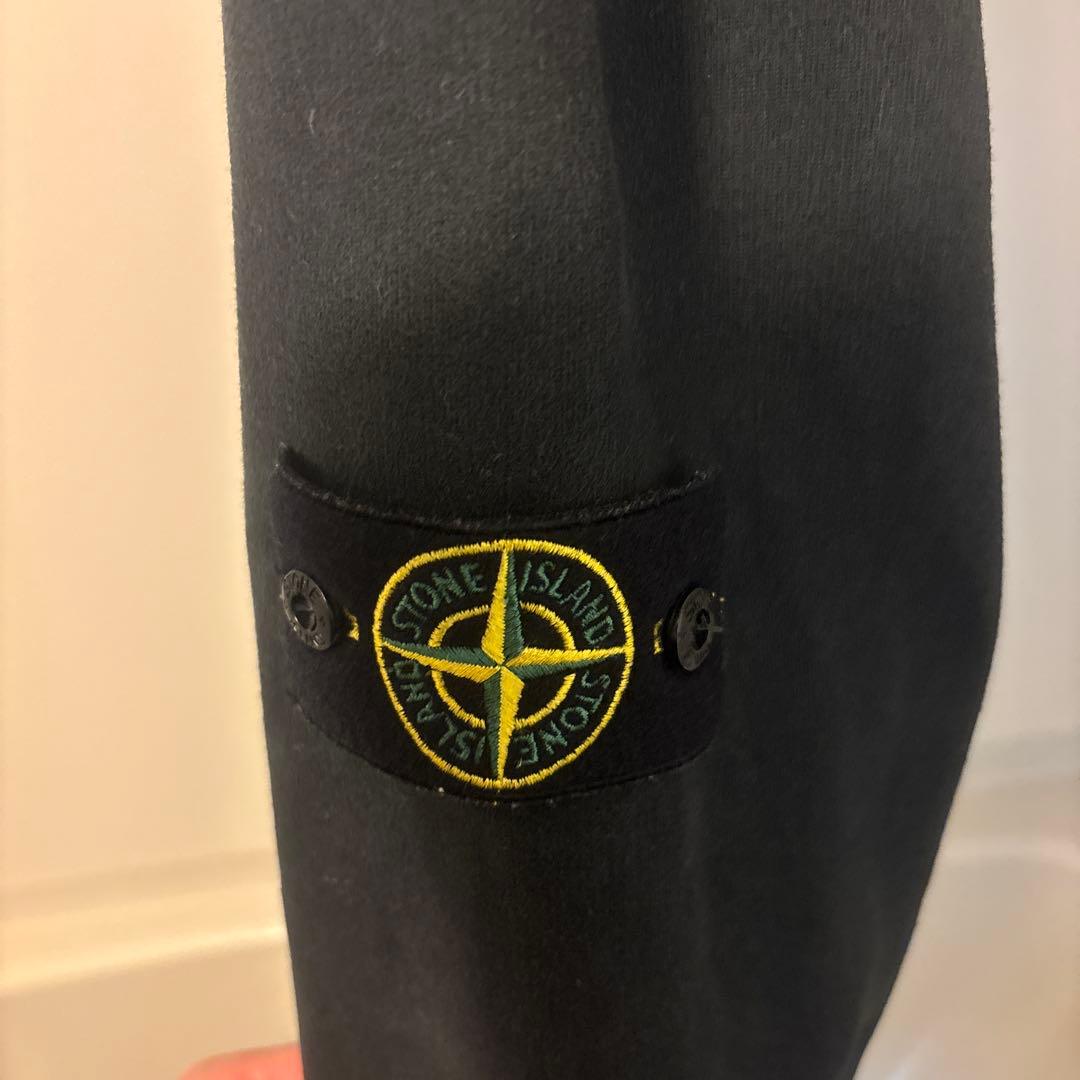 STONE  黒色パーカー　XXL