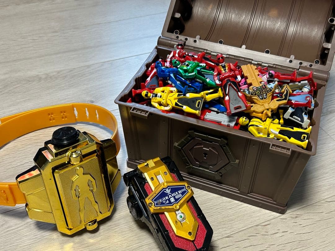 ゴーカイジャーモバイレーツ宝箱レンジャーキーガイドブック